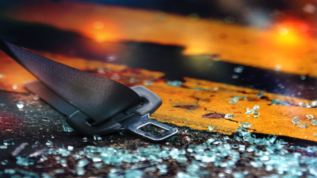 Teen dies after rollover crash near North Platte, Nebraska