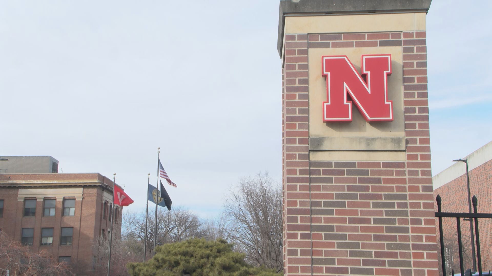 University of Nebraska considers extending president's contract