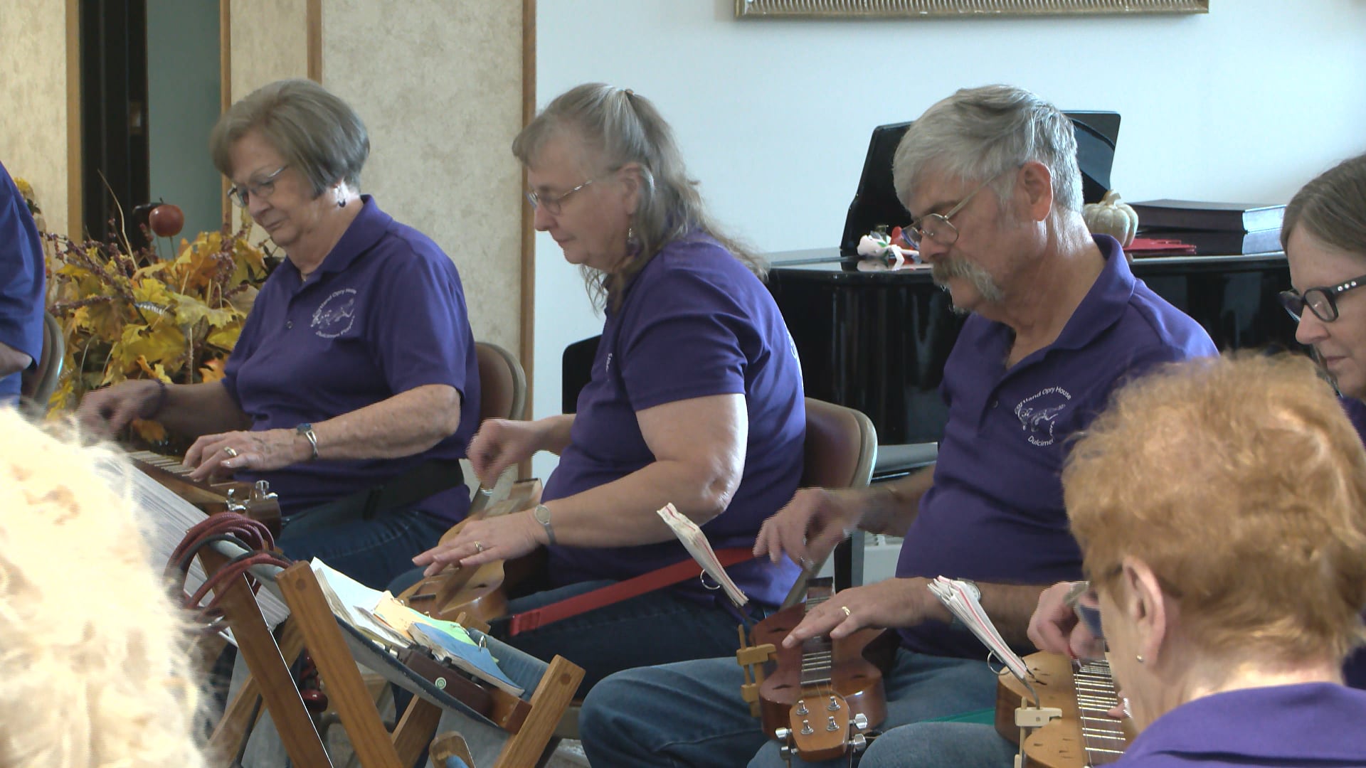 Retired couple spreads joy through dulcimer performances
