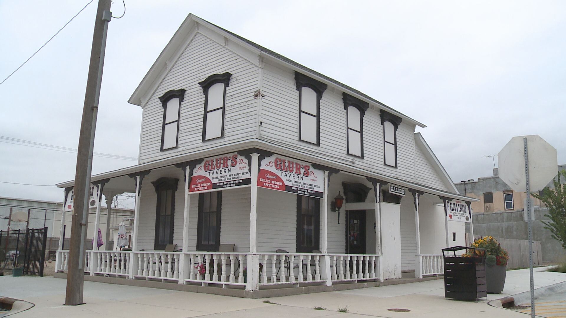 Glur's Tavern believed to be oldest bar west of Missouri River