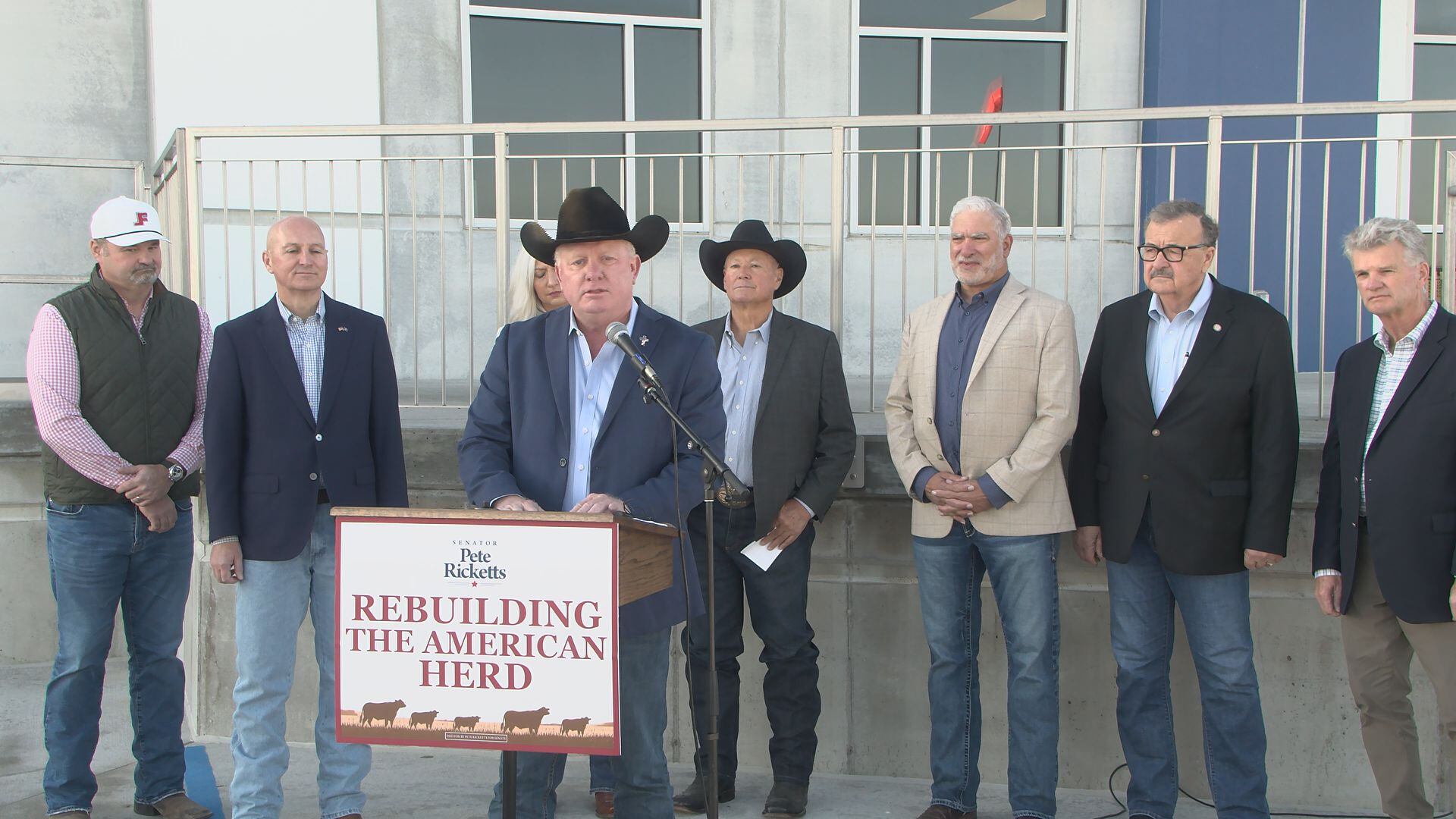 Ricketts unveils plan to rebuild US cattle herd at Nebraska plant
