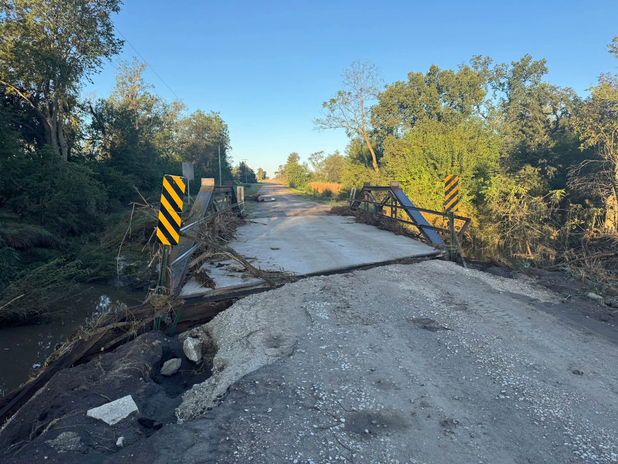 Flooding cuts off highways around Ashland