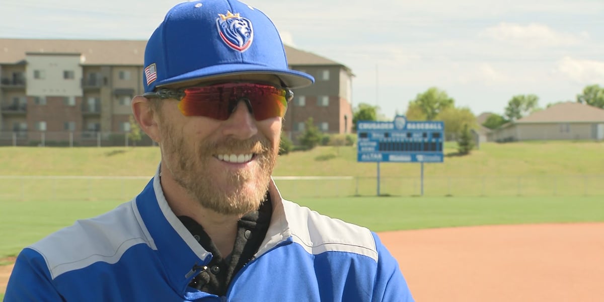 Diekman embraces coaching, brings knowledge and encouragement to Lincoln Christian baseball
