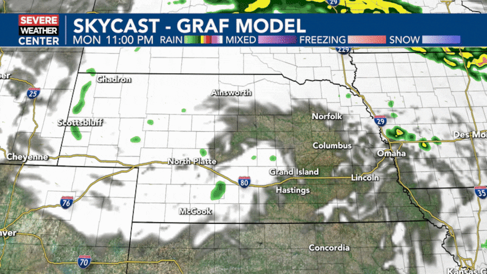 Parcialmente a mayormente nublado en general.