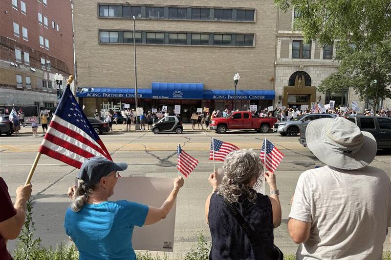 Nebraska Rally Anthony Protesters rally in 13 Nebraska cities as part of nationwide ‘No Kings ...