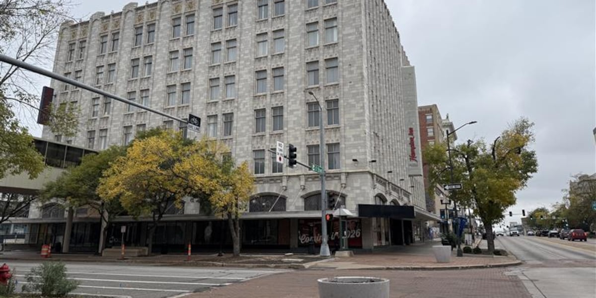 Historic Gold’s Building reopens as Hampton Inn in downtown Lincoln